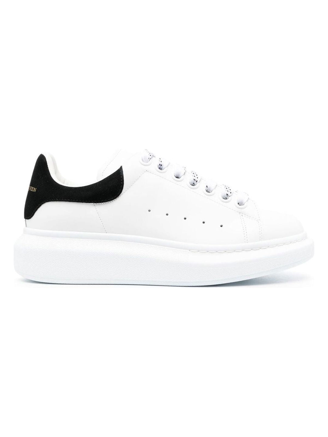 OVERSIZED SNEAKER