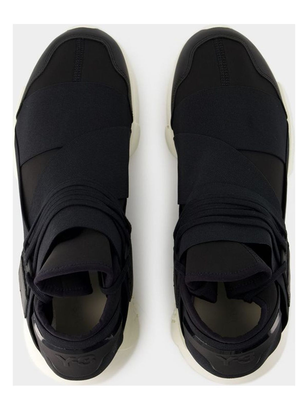 QASA SNEAKERS