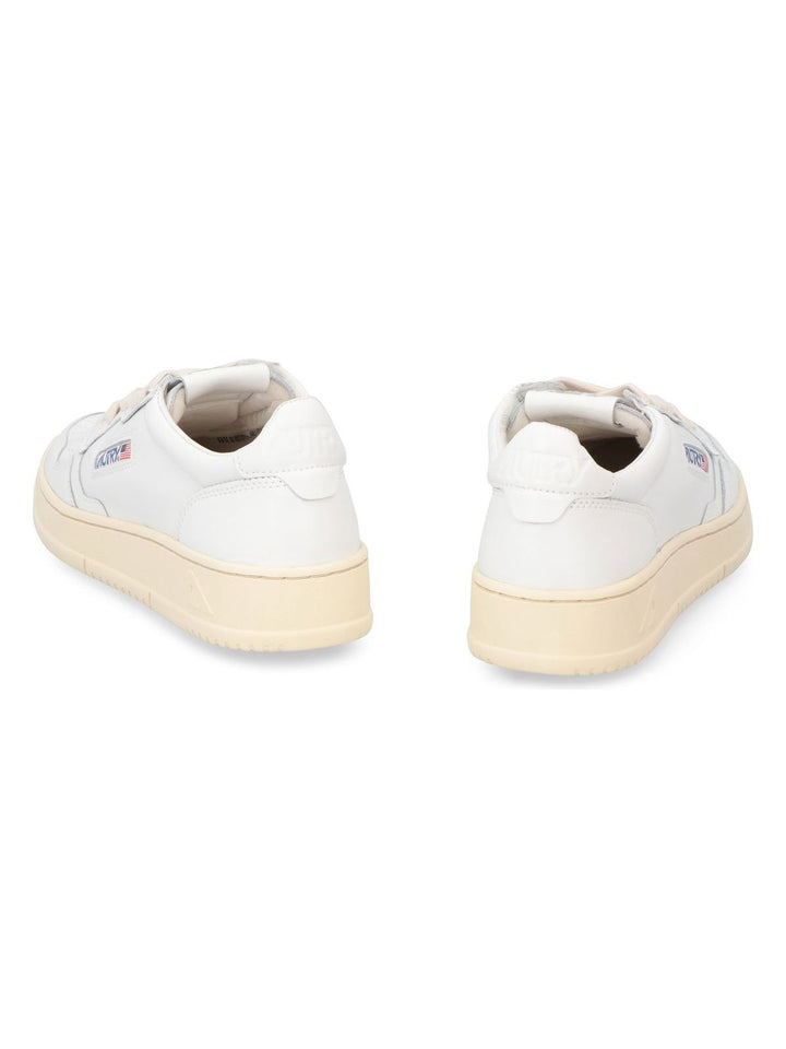 WHITE LEATHER MEDALIST SNEAKERS