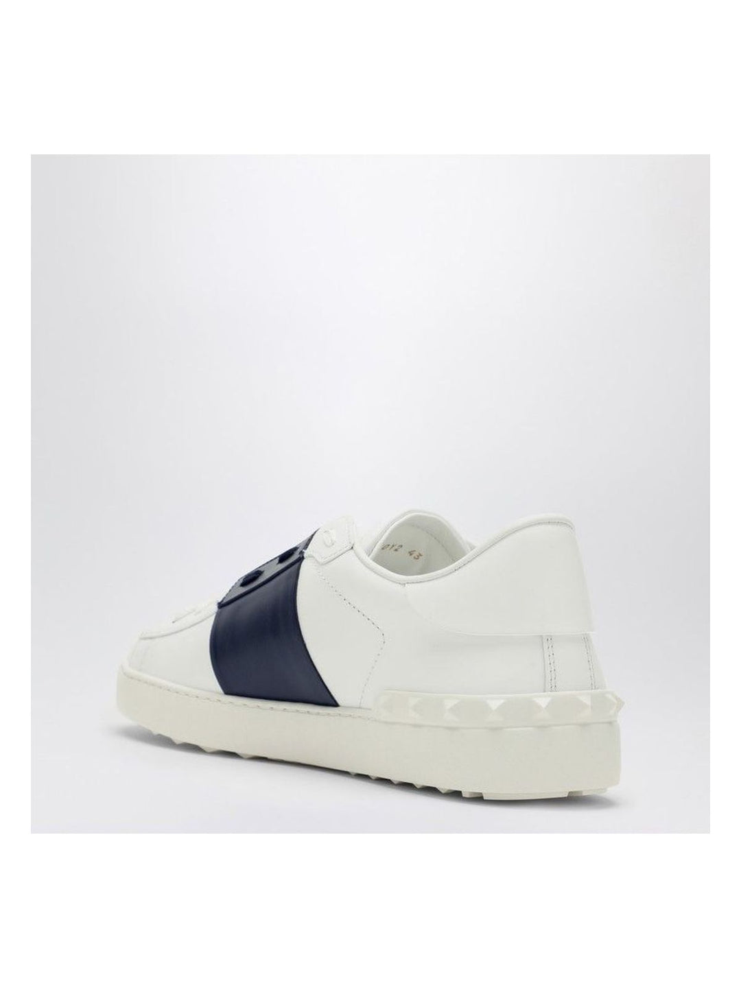 OPEN SNEAKERS