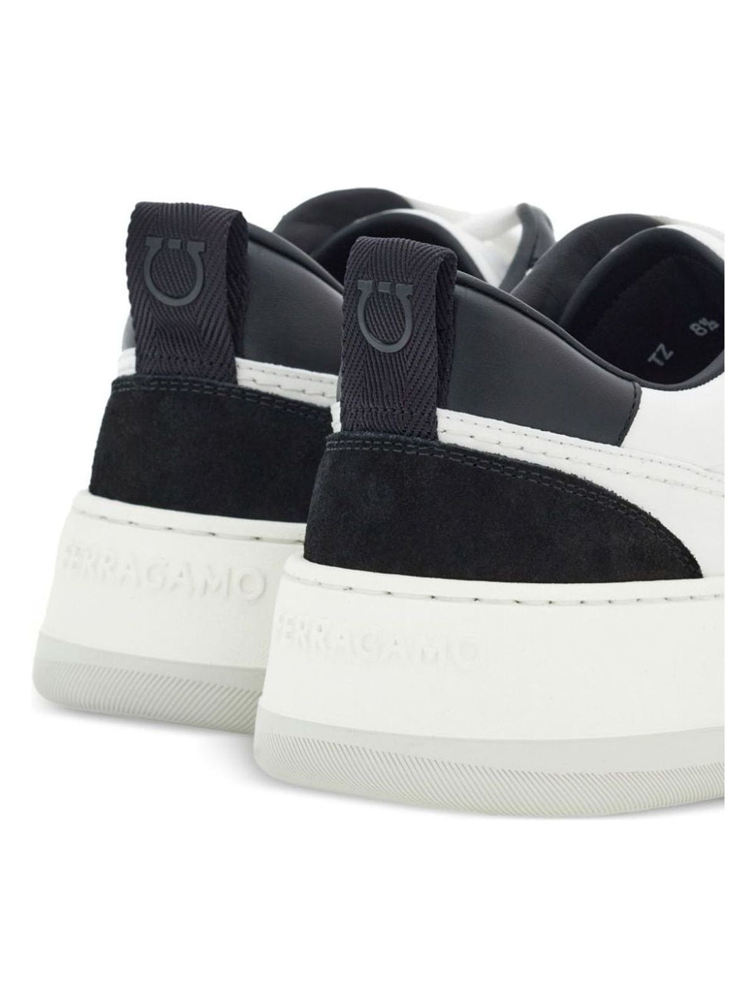LOGO LEATHER SNEAKERS