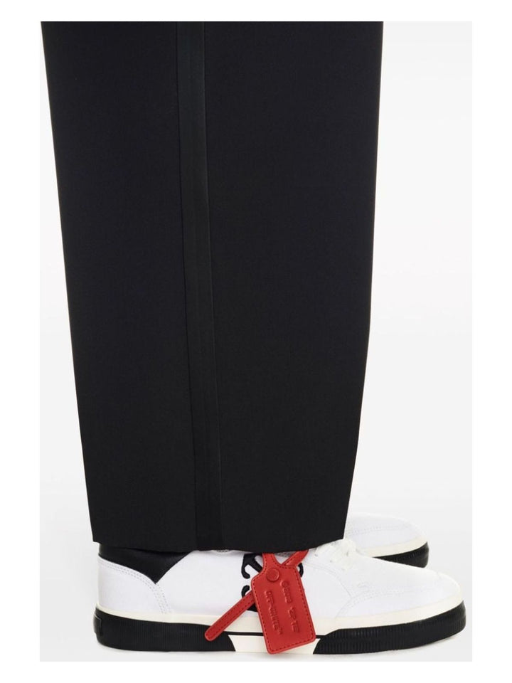 LOW VULCANIZED CANVAS SNEAKERS