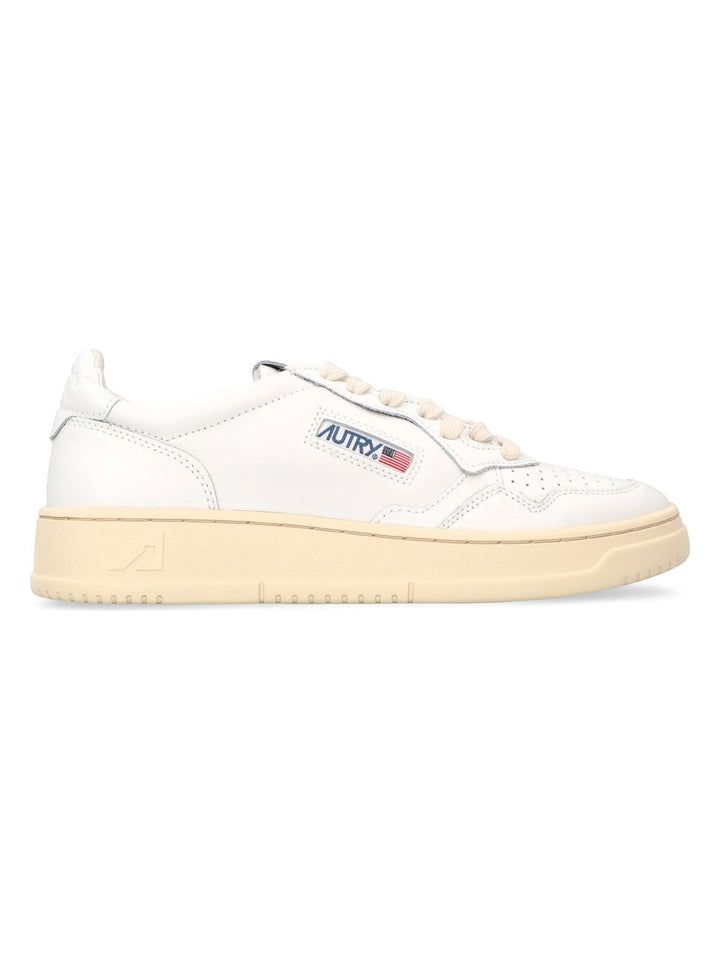WHITE LEATHER MEDALIST SNEAKERS