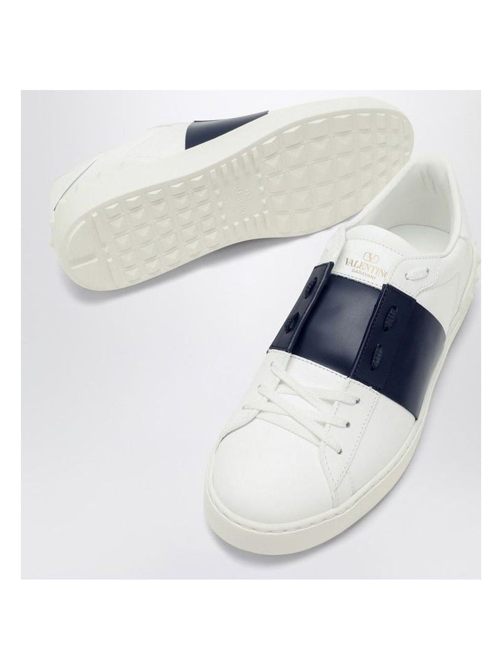OPEN SNEAKERS