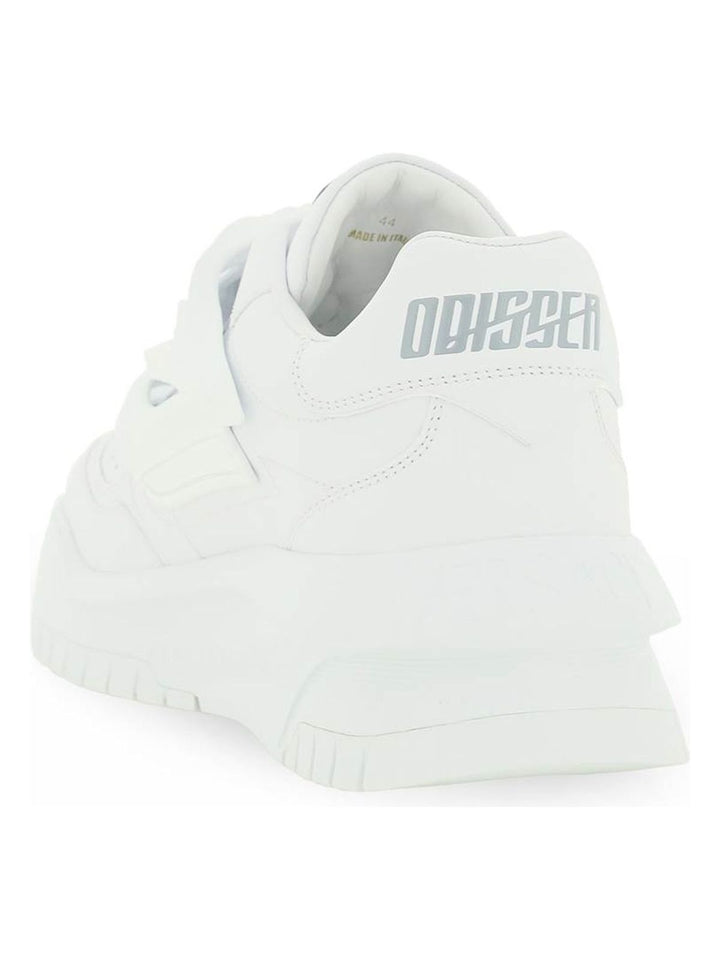 SNEAKER