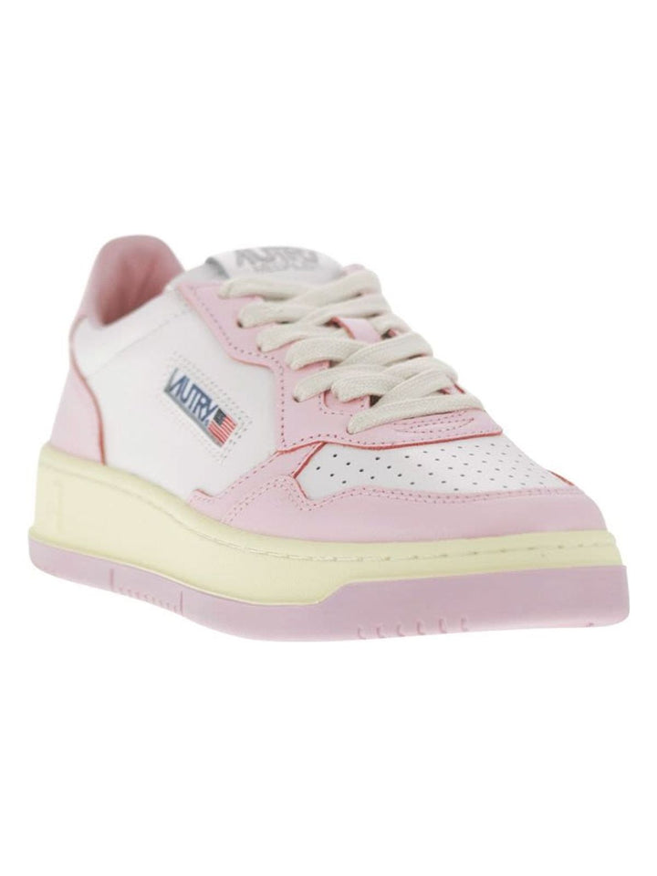 MEDALIST LEATHER WHITE/BLUSH BRIDE SNEAKER