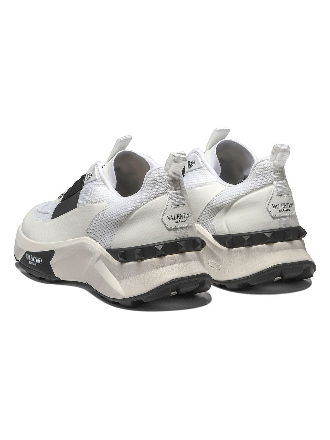 "TRUE ACT"  SNEAKERS