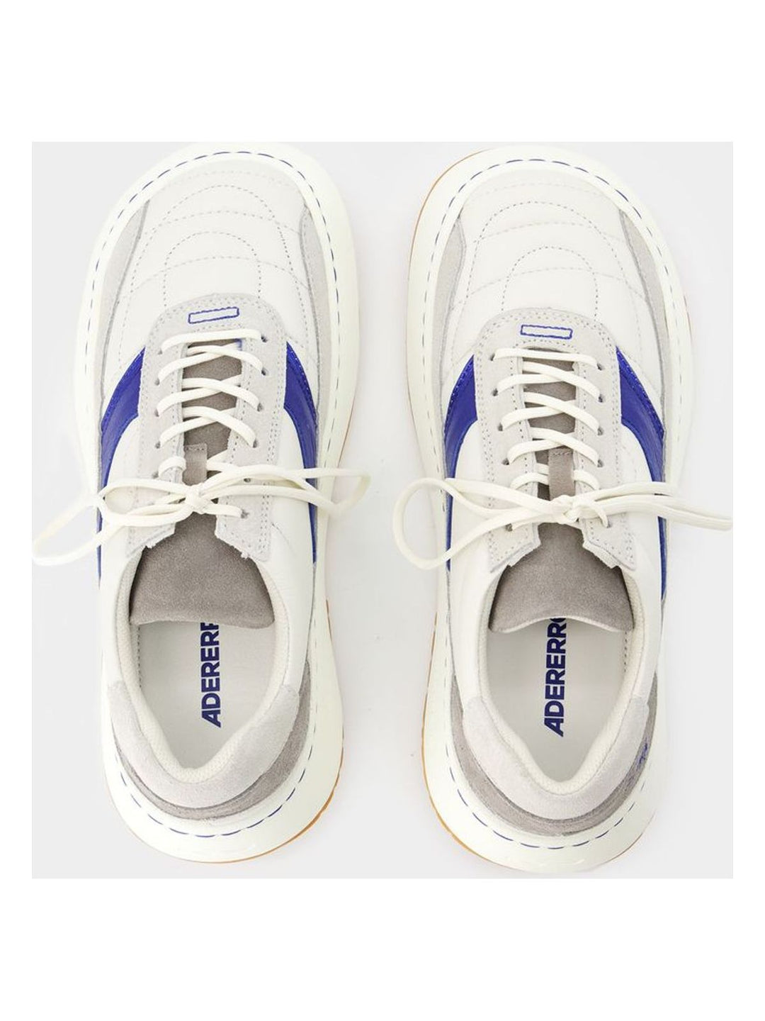 Log Sneakers