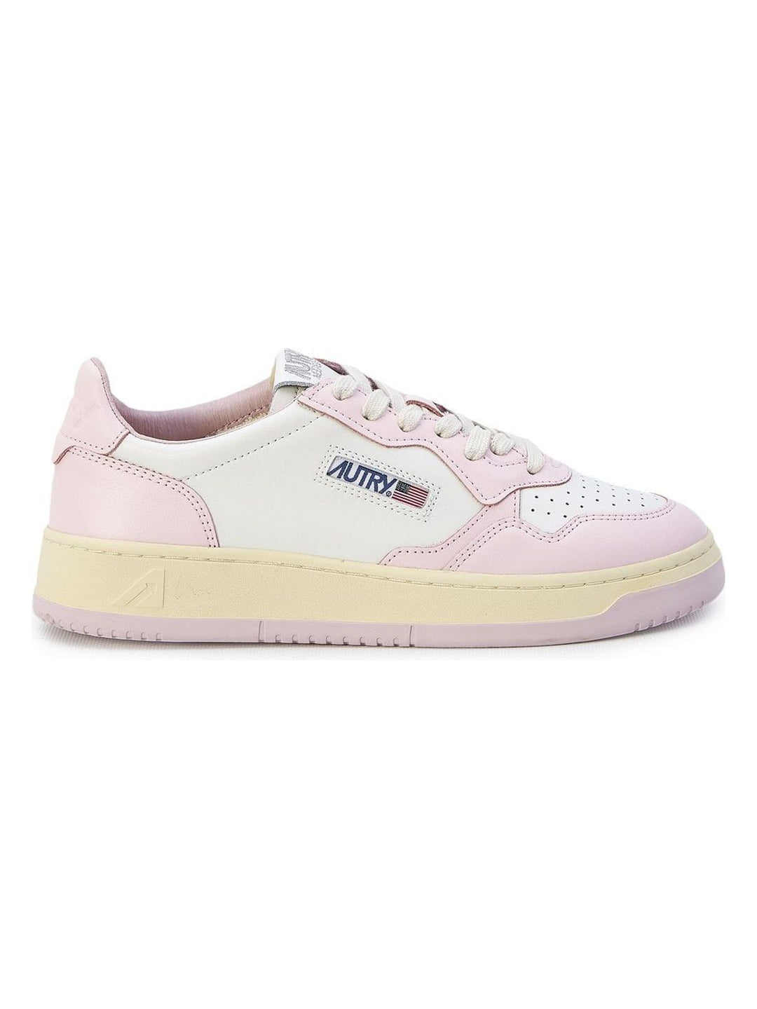 MEDALIST SNEAKERS