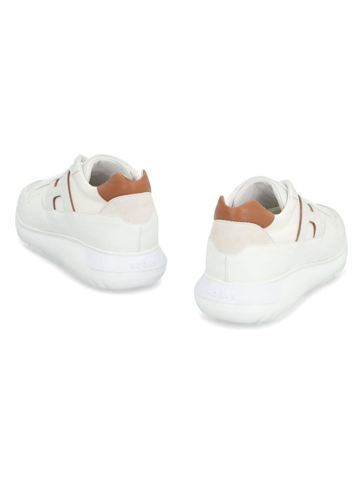 INTERACTIVE³ LOW-TOP SNEAKERS