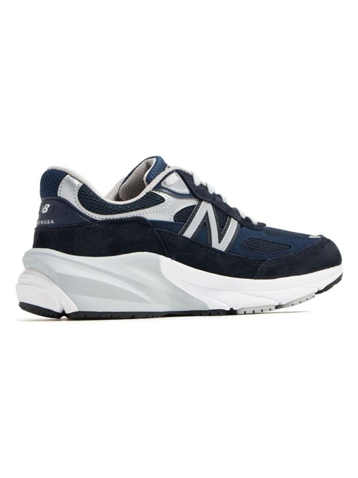 MADE IN USA 990v6