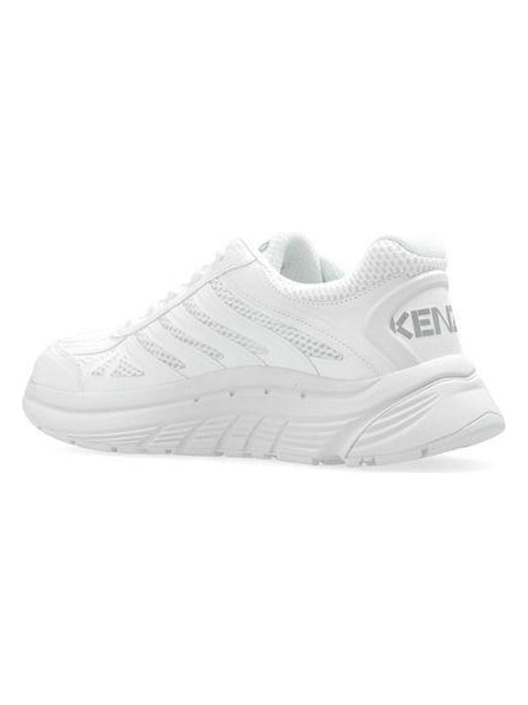 LOW TOP SNEAKER