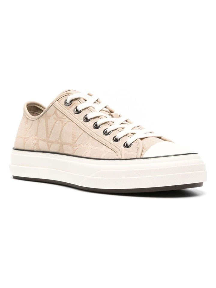 Totaloop Low Top Sneakers