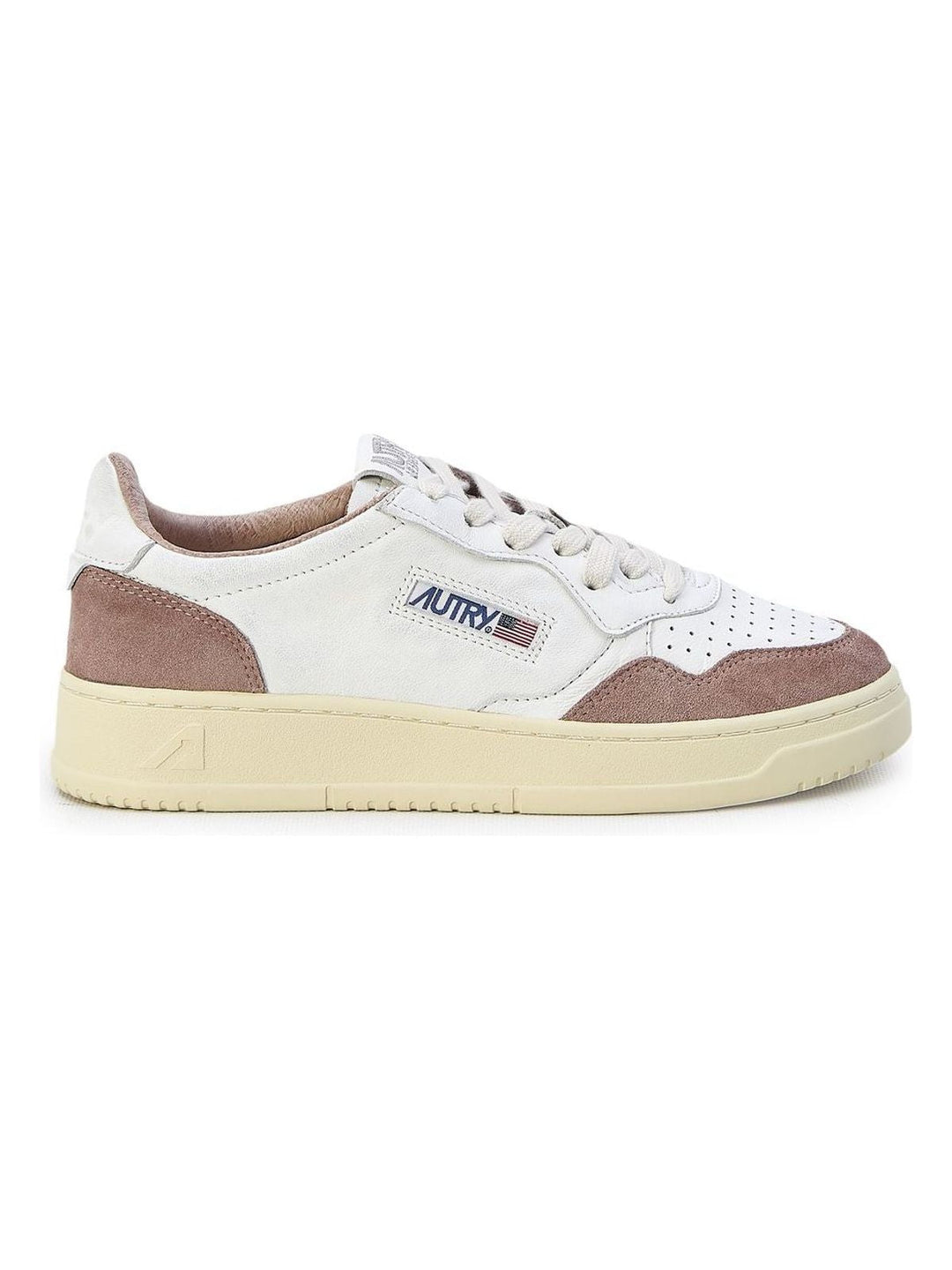 MEDALIST SNEAKERS