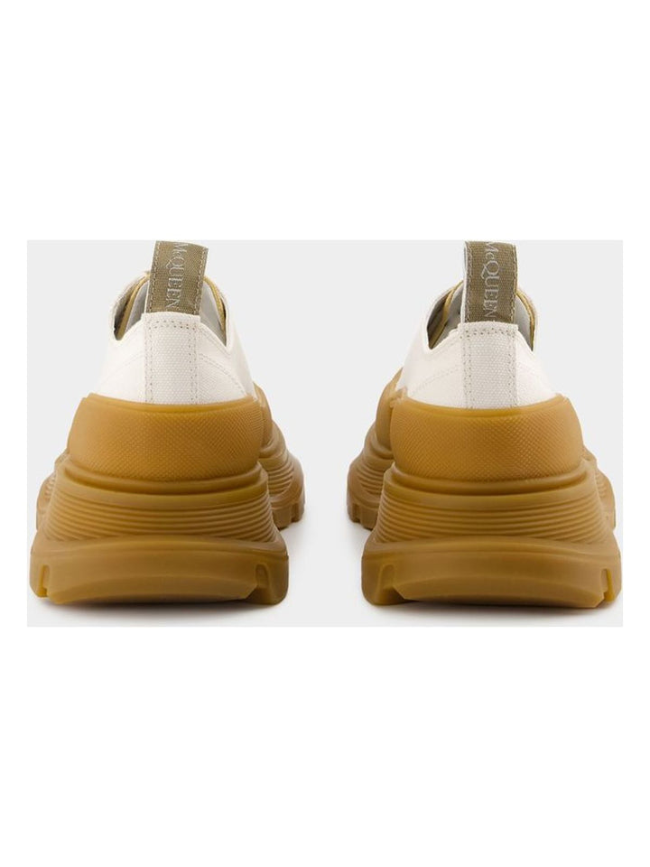 TREAD SNEAKERS