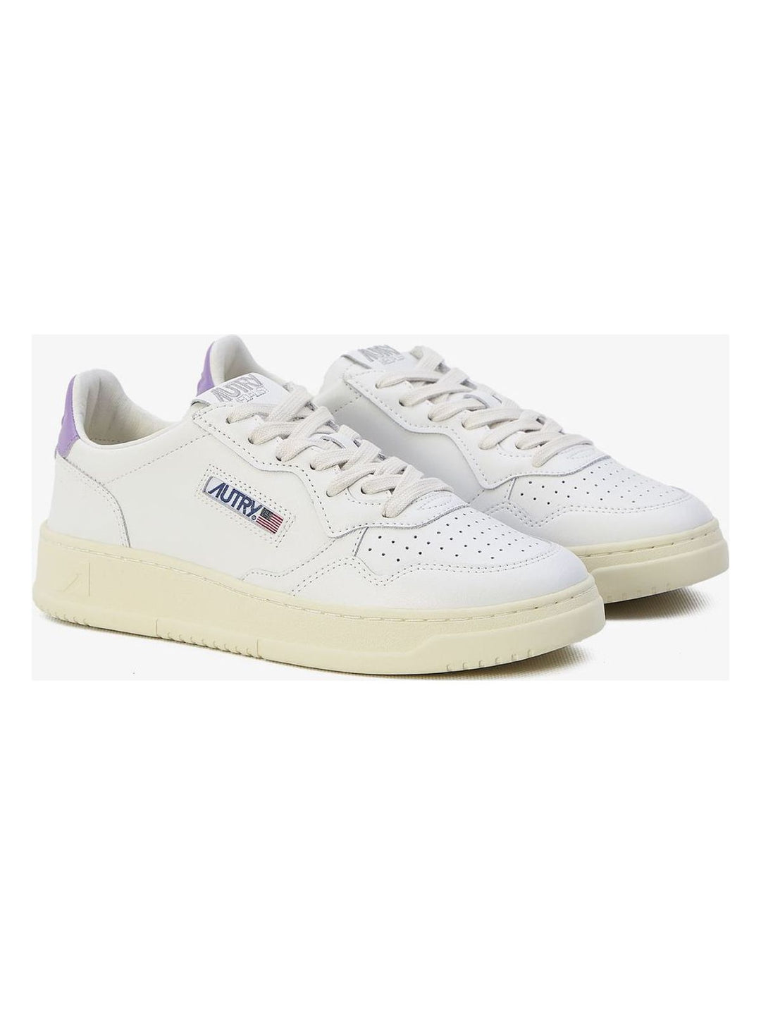 MEDALIST SNEAKERS