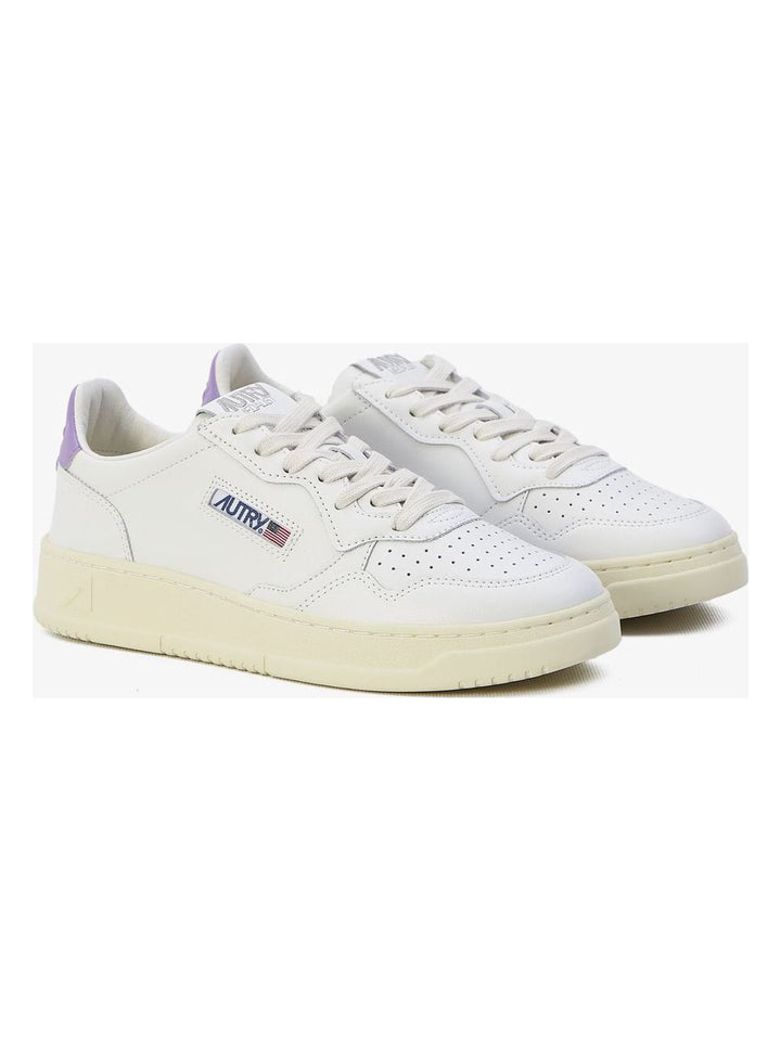 MEDALIST SNEAKERS