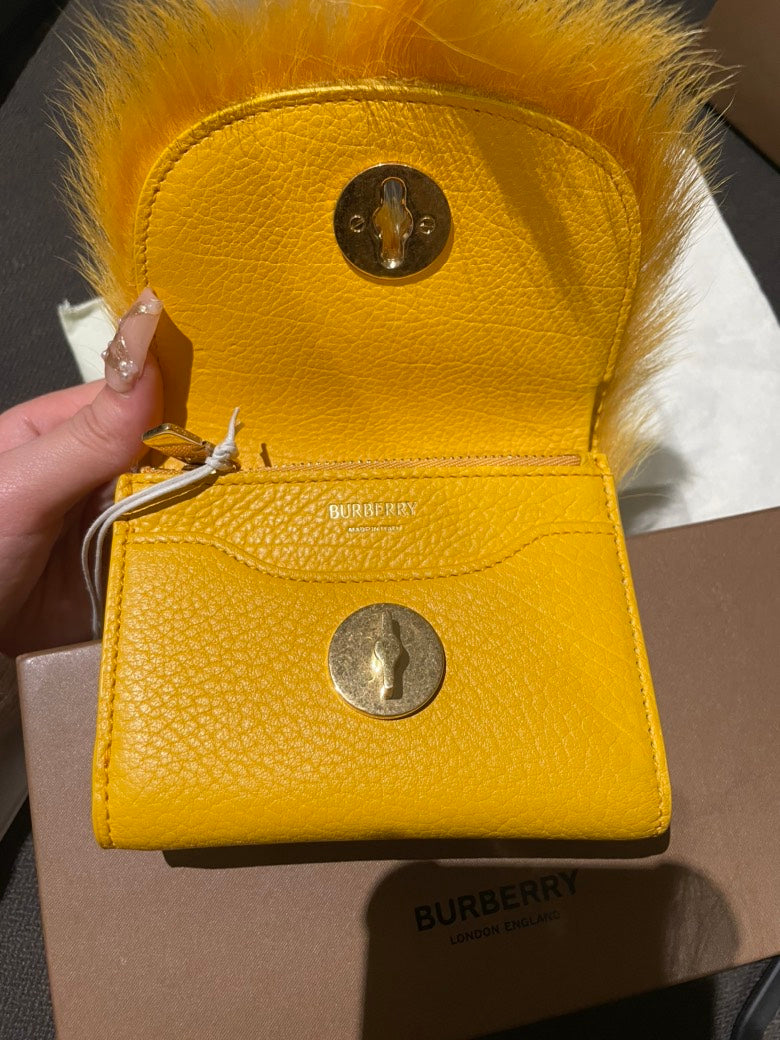 Burberry LS Compact Wallet Mimosa ‚Äì Fur Wallet
