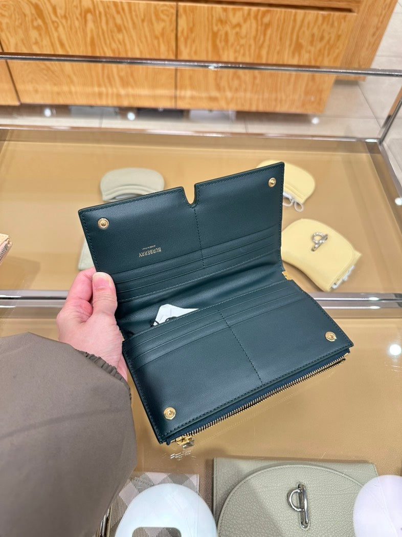 Burberry LS Snip Large Bifold in Forest Green Leather Wallet