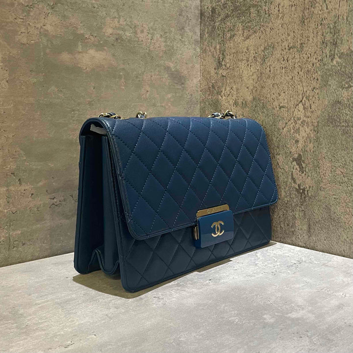 Top Quality Chanel Boy Blue Quilted Leather Flap Bag Medium