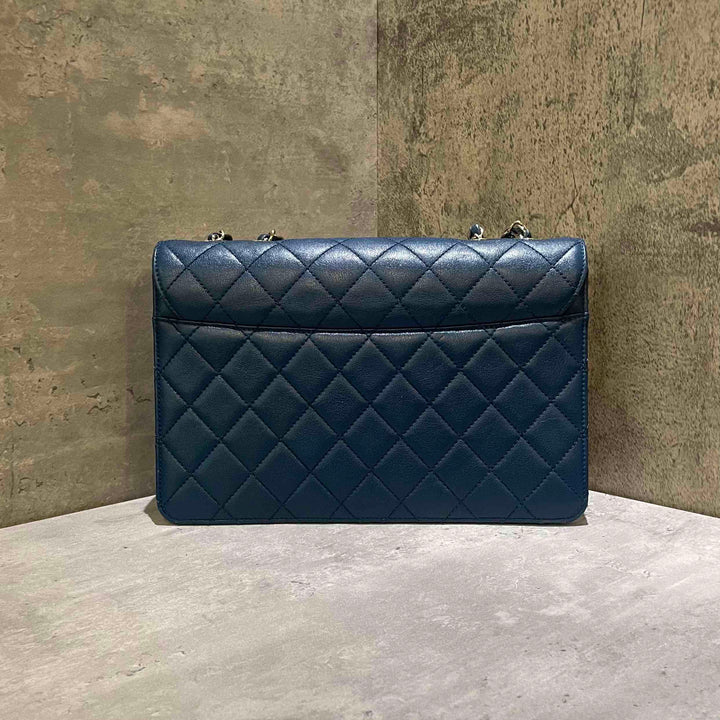 Top Quality Chanel Boy Blue Quilted Leather Flap Bag Medium