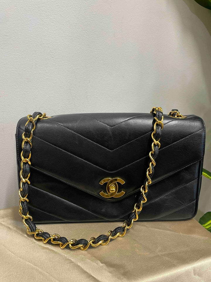 Top Quality Chanel ChainBag Classic Black Leather Shoulder Bag