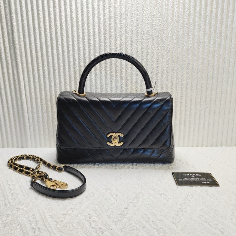 Chanel Coco Handle Calfskin Bag Black Top Handle Bag 11824969