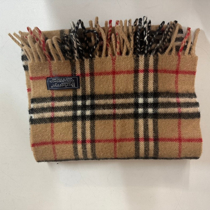 Burberry Classic Beige Scarf A6863 Wool