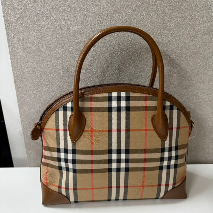 Burberry Canvas Leather Handbag O274302 in Classic Plaid Beige, Top Handle Bag