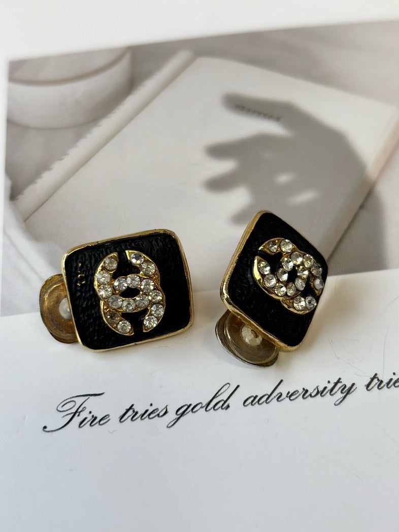 Top Quality Chanel Statement Black Gold Earrings