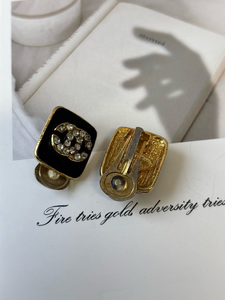 Top Quality Chanel Statement Black Gold Earrings