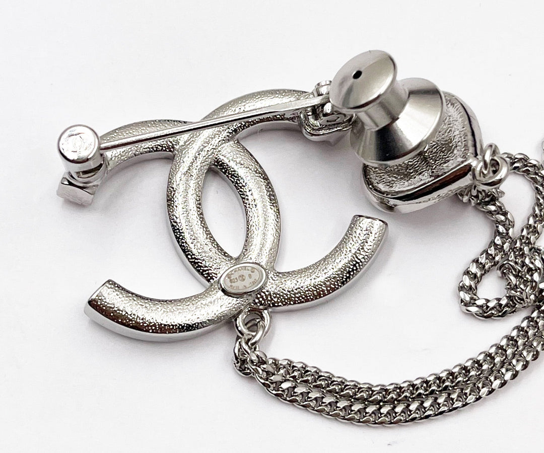 Chanel Brand New Silver CC crystal Heart Pin Link Brooch