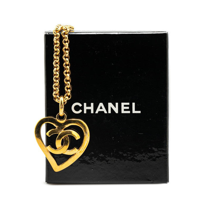 Top Quality Chanel Vintage Heart Motif Necklace Gold