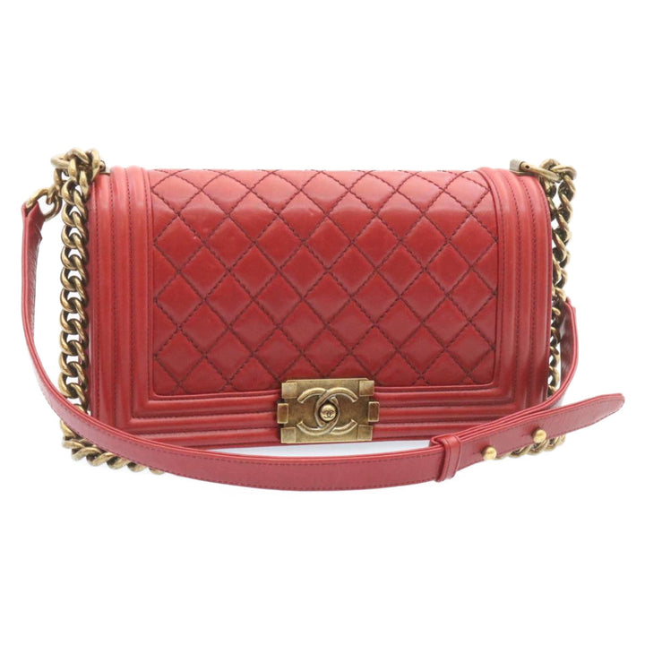 Chanel Boy  Matelasse Chain New Shoulder Bag Leather Red CC Auth knn010