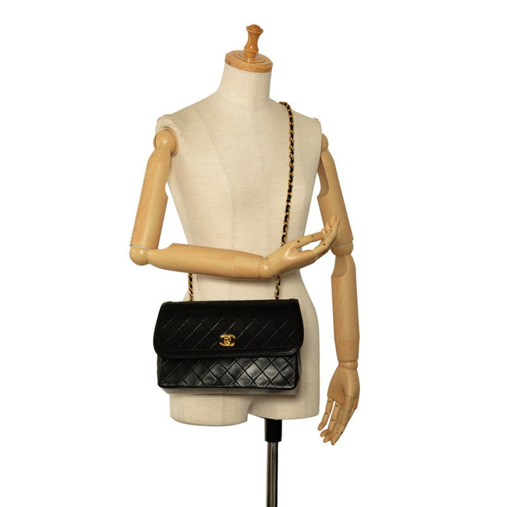 Top Quality Chanel Vintage Matlasse Chain Shoulder Bag Black Lambskin