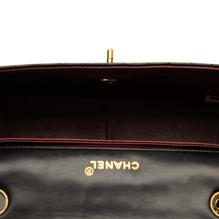 Top Quality Chanel Vintage Matlasse Chain Shoulder Bag Black Lambskin