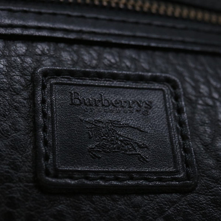BurberrySs Clutch Bag Leather Black Auth yk11126
