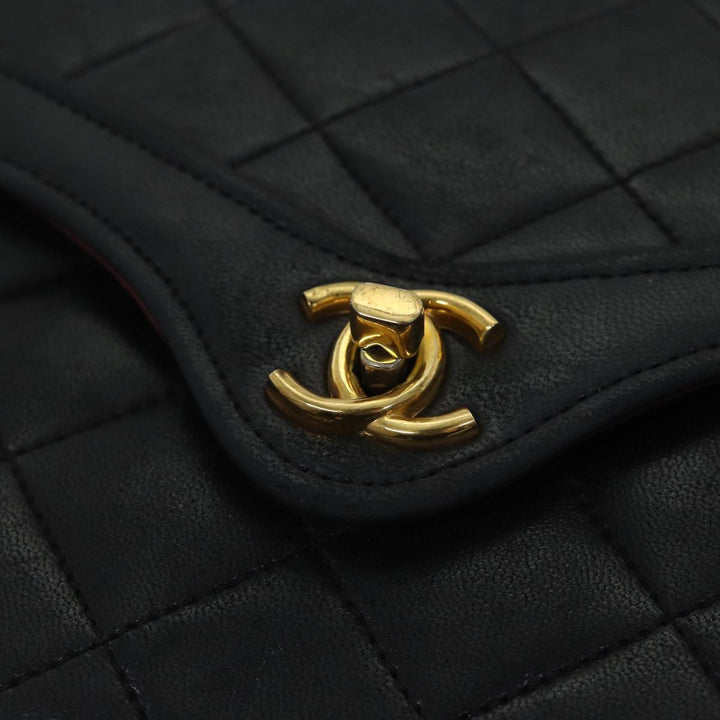 Chanel Matelasse Turn Lock Chain Shoulder Bag Lamb Skin Black CC Auth yk11890A