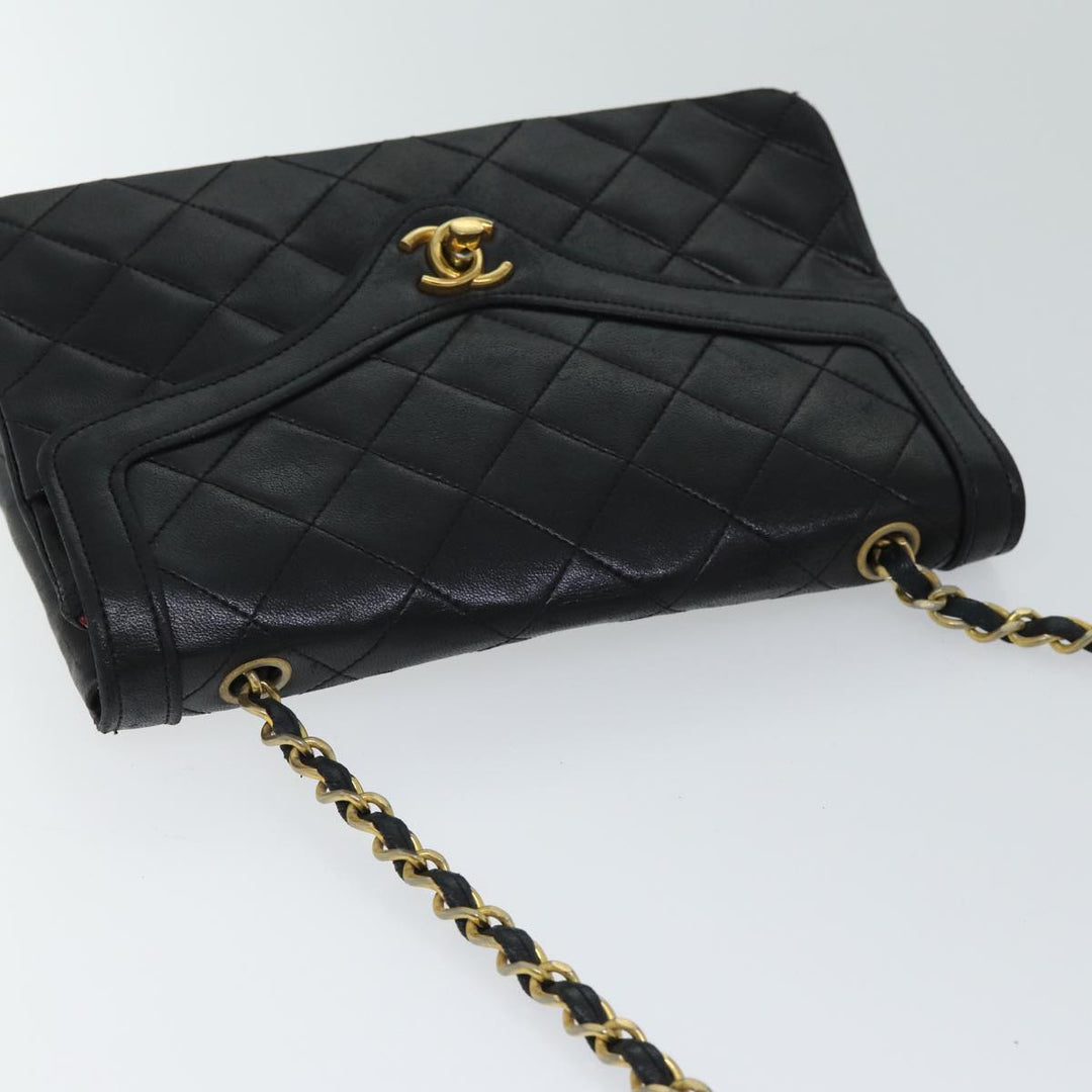 Chanel Matelasse Turn Lock Chain Shoulder Bag Lamb Skin Black CC Auth yk11890A