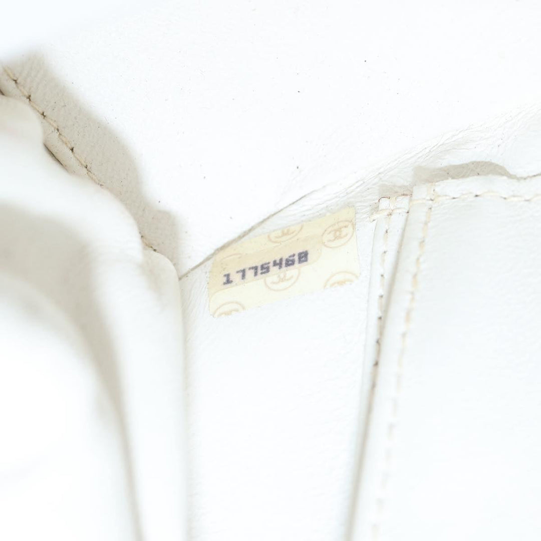 Chanel V Stitch Chain Hand Bag Leather White CC Auth yk14103