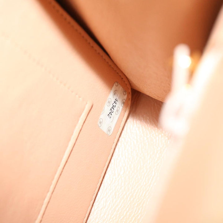 Top Quality Chanel Gamaguchi Hand Bag Suede Beige CC Auth yk9125