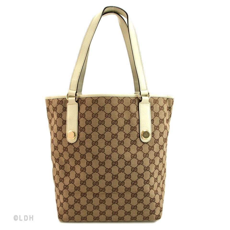 G*G Bucket Tote with White Trim (Indistinguishable)