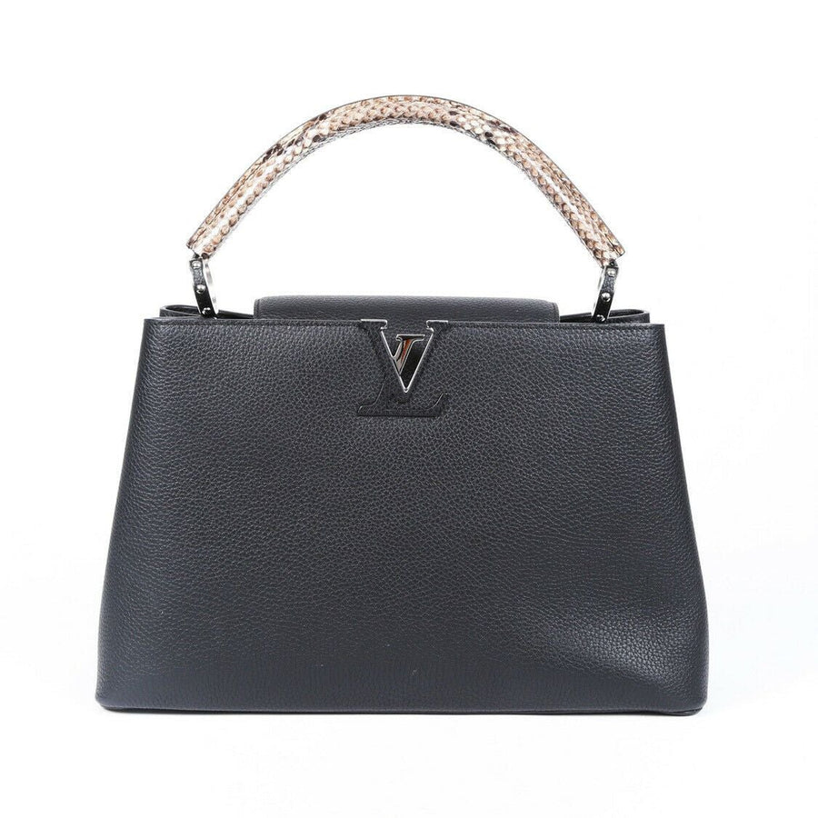 Louis Vuitton Capucines MM Taurillon Bag