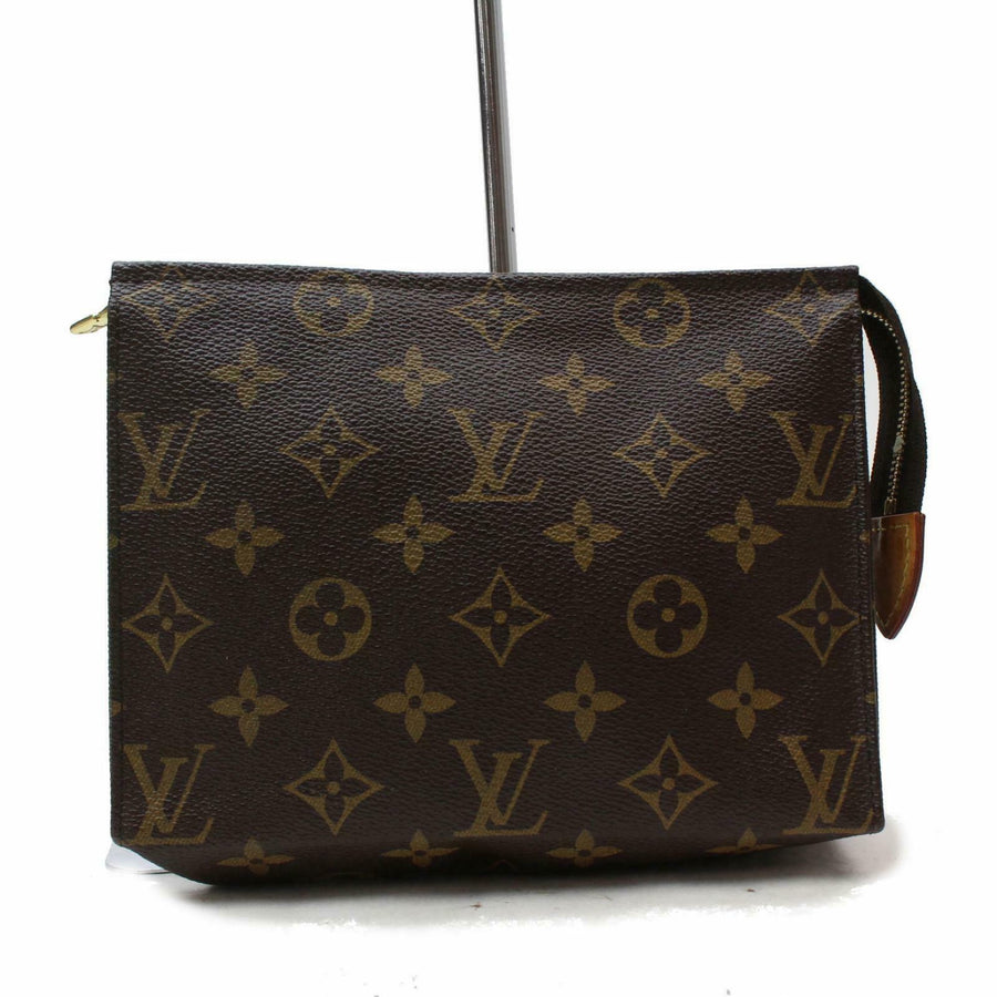 Louis Vuitton Cosmetic Pouch Poche Toilette 19  (SHC7-10679)