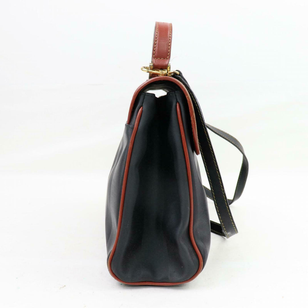 Indistinguishable  Fendi Hand Bag Black (SHC1-14434)