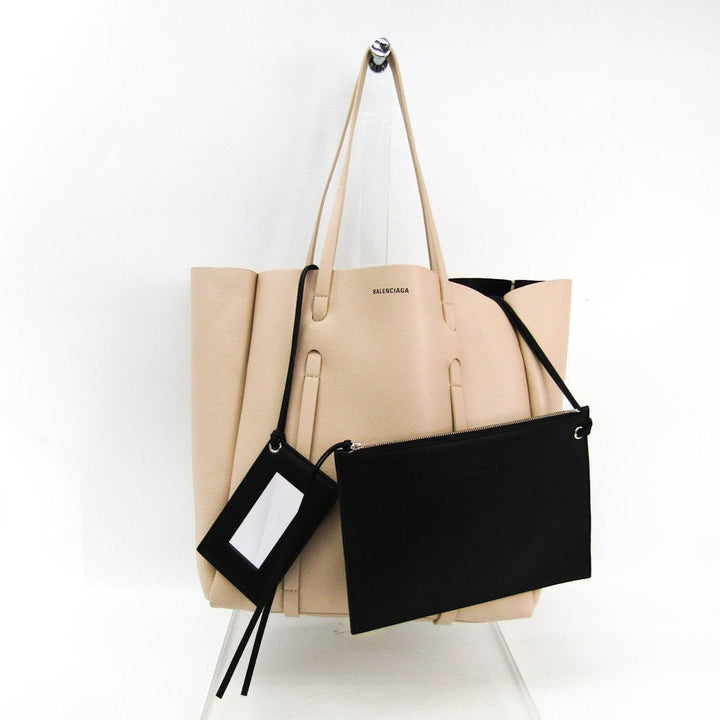 Balenciaga Beige Calfskin Everyday S Tote (SHA-44717)
