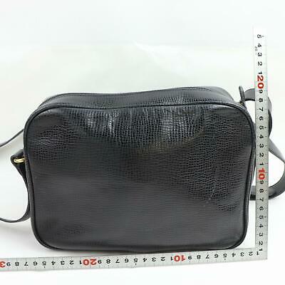 Indistinguishable  Burbe**y London Shoulder Bag Black Leather (SHC1-14377)