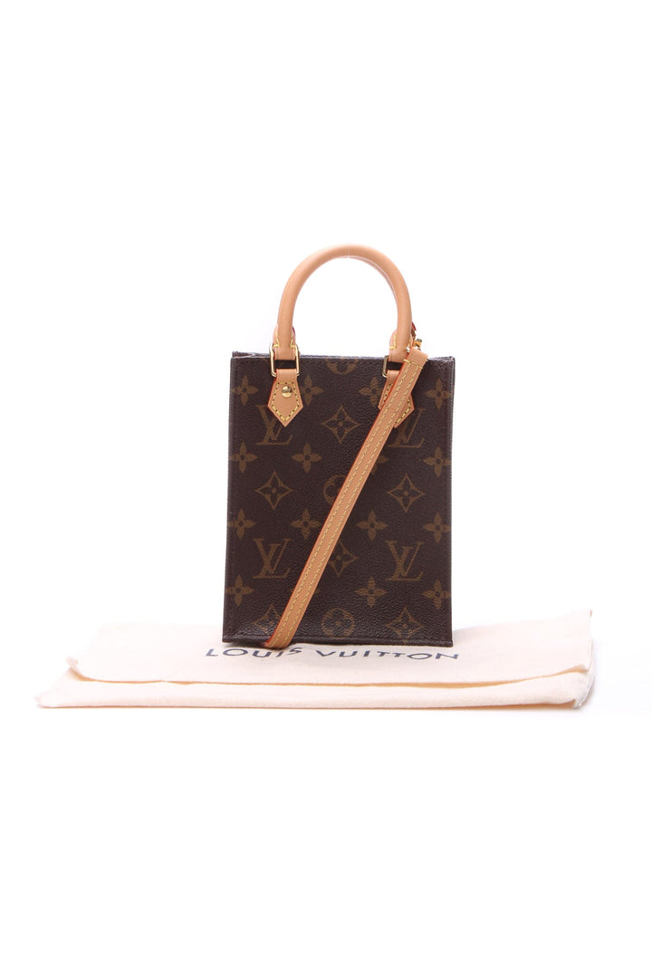 Petit Sac Plat Crossbody Bag