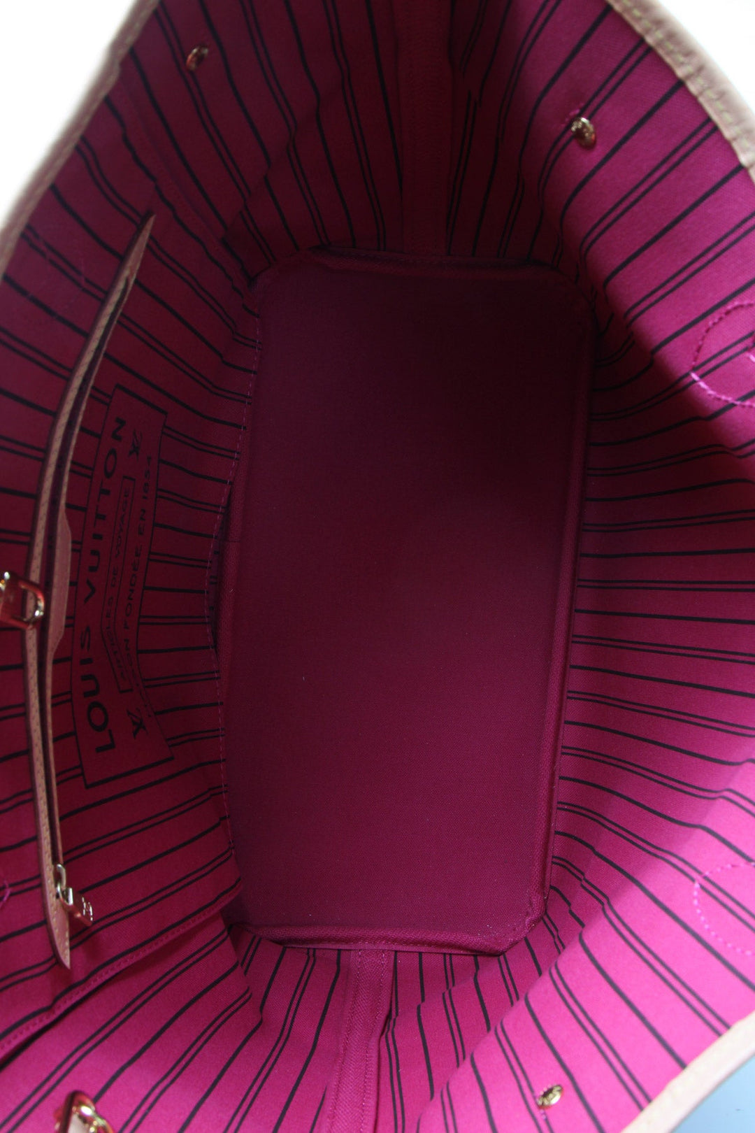 Neverfull MM Tote Bag