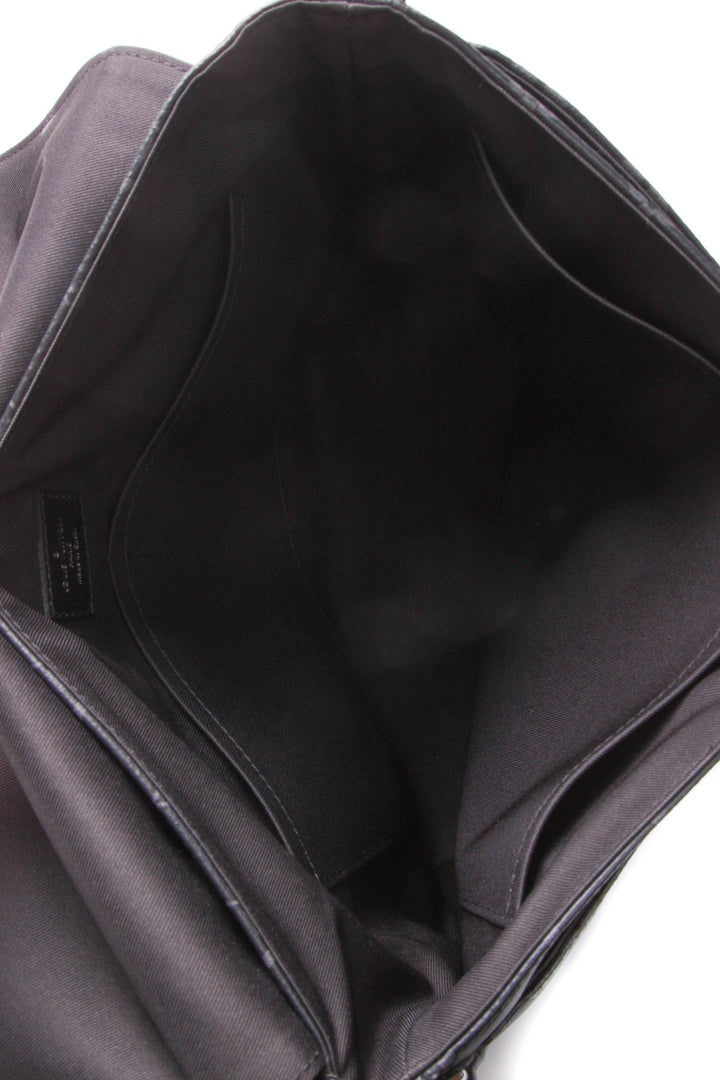 District MM Messenger Bag